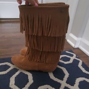 Tassle boots